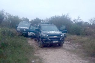 Este lunes por la tarde Una mujer fue asesinada en Rincón - Descampado donde apareció el cuerpo de María Carla Morel. Una mujer fue asesinada en Rincón - Descampado donde apareció el cuerpo de María Carla Morel.