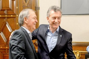Tras una reunión en Casa Rosada Schiaretti le ratificó a Macri los seis puntos que deben ser contemplados en un acuerdo nacional - Schiaretti le ratificó a Macri los seis puntos que deben ser contemplados en un acuerdo nacional -