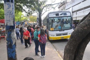 Por la Cumbre del Mercosur Este martes habrá cambio de recorrido en casi todas las líneas de colectivos - Este martes habrá cambio de recorrido en casi todas las líneas de colectivos -