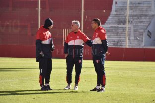Pensando en el debut con Racing Si no llega Cuadra, irá Carabajal casi de punta - Si no llega Cuadra, irá Carabajal casi de punta -
