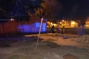 Nuevo homicidio en Santa Fe Mataron a un hombre en los terrenos del ferrocarril - El hecho se produjo en los terrenos ubicados detrás de la Estación Belgrano Mataron a un hombre en los terrenos del ferrocarril - El hecho se produjo en los terrenos ubicados detrás de la Estación Belgrano