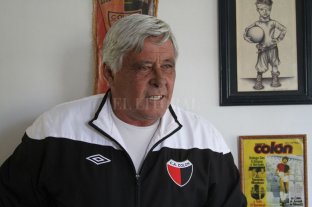 Falleció este jueves en Gualeguaychú Se fue Cococho Álvarez, pero su zurda seguirá siendo inmortal - Se fue Cococho Álvarez, pero su zurda seguirá siendo inmortal -