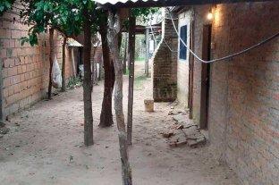 Juicio abreviado "No era mi mujer" dijo el femicida, pero aceptó la condena a perpetua - Dos puñaladas aplicó Gómez a Schucharra, el 22 de julio de 2017, en una vivienda de Santa Rosa de Calchines. "No era mi mujer" dijo el femicida, pero aceptó la condena a perpetua - Dos puñaladas aplicó Gómez a Schucharra, el 22 de julio de 2017, en una vivienda de Santa Rosa de Calchines.