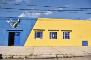 En la puerta del Club Sportivo Guadalupe Agentes de las Fuerzas de Seguridad son los responsables por disparo a la salida de un partido infantil - "Adentro la gente se comportó bien y el público se retiró sin discordias", dijo el presidente del Club Sportivo Guadalupe. Agentes de las Fuerzas de Seguridad son los responsables por disparo a la salida de un partido infantil - "Adentro la gente se comportó bien y el público se retiró sin discordias", dijo el presidente del Club Sportivo Guadalupe.
