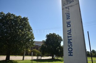 A un año de la muerte de Jorgito La nena que sobrevivió al maltrato - La beba tenía 13 meses cuando quedó internada en el Hospital de Niños. Ingresó con 39.7° de fiebre, las manitos quemadas y el cuerpito repleto de golpes. La nena que sobrevivió al maltrato - La beba tenía 13 meses cuando quedó internada en el Hospital de Niños. Ingresó con 39.7° de fiebre, las manitos quemadas y el cuerpito repleto de golpes.
