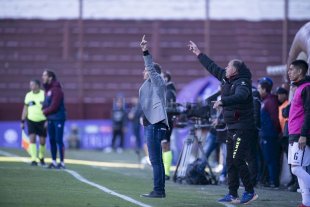 Un mano a mano sin límites con el DT sabalero… Lavallén, quejoso y crítico - Lavallén, quejoso y crítico -