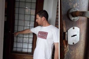 En barrio Sur Regresaron de un casamiento y encontraron su casa desvalijada - "Esto te cambia la vida. Ahora tendremos que aumentar las medidas de seguridad", opinó Francisco, la víctima. Regresaron de un casamiento y encontraron su casa desvalijada - "Esto te cambia la vida. Ahora tendremos que aumentar las medidas de seguridad", opinó Francisco, la víctima.