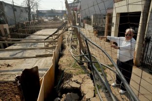 Tensa discusión en el recinto; la transición municipal de trasfondo Dos desagües, una casabomba: cruces políticos y teléfono para funcionarios - Esperando. La obra del desagüe Espora empieza un nuevo capítulo -tras la rescisión del contrato con Automat- luego de transitar un derrotero complicado. Dos desagües, una casabomba: cruces políticos y teléfono para funcionarios - Esperando. La obra del desagüe Espora empieza un nuevo capítulo -tras la rescisión del contrato con Automat- luego de transitar un derrotero complicado.