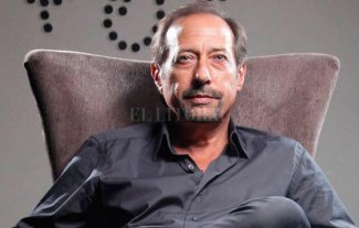 Guillermo Francella Fenómenos inimaginables - Francella pasó del escenario a la silla de director, mientras calienta motores para volver a interpretar a Pepe Argento. Fenómenos inimaginables - Francella pasó del escenario a la silla de director, mientras calienta motores para volver a interpretar a Pepe Argento.
