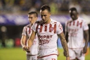 Sin Bottinelli ni Yeimar en La Bombonera Madelón ya piensa en Corvalán-Blasi ante Boca - Brian Blasi en La Bombonera, con la camiseta de Unión y enfrentando a Boca. El chico de las divisiones inferiores, que siempre que le tocar jugar cumple en el puesto que sea (de "4" o de "2"), haría dupla junto a Corvalán el domingo 24 de noviembre a las 17.10. Madelón ya piensa en Corvalán-Blasi ante Boca - Brian Blasi en La Bombonera, con la camiseta de Unión y enfrentando a Boca. El chico de las divisiones inferiores, que siempre que le tocar jugar cumple en el puesto que sea (de "4" o de "2"), haría dupla junto a Corvalán el domingo 24 de noviembre a las 17.10.
