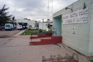 Durante la madrugada Le cortó dos dedos a su hermano con un machete tras una presunta discusión - El chico lesionado fue trasladado de urgencia al Samco y luego derivado al Cullen Le cortó dos dedos a su hermano con un machete tras una presunta discusión - El chico lesionado fue trasladado de urgencia al Samco y luego derivado al Cullen