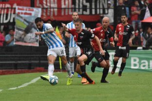 Aparecería Farioli como titular y Estigarribia de "3" Lavallén "tocaría" el equipo - Lavallén "tocaría" el equipo -