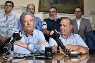 Fascendini asumió la presidencia del comité provincial Punto de inflexión en el radicalismo - Todos los sectores políticos de la UCR participaron de la previa y del plenario provincial. Punto de inflexión en el radicalismo - Todos los sectores políticos de la UCR participaron de la previa y del plenario provincial.