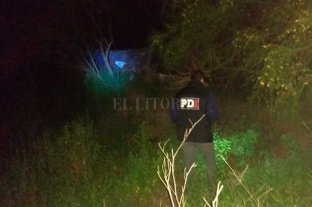 Violencia El salvaje crimen de "Tamba" - Personal policial inspecciona el descampado donde fue hallado el cuerpo de Candotti El salvaje crimen de "Tamba" - Personal policial inspecciona el descampado donde fue hallado el cuerpo de Candotti