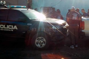 Crimen y cinismo "Vamos a tomar algo por el finado" - Los presuntos autores del crimen de Maxi fueron arrestados días después del hecho, acusados de conformar una banda que robaba motos por encargue. "Vamos a tomar algo por el finado" - Los presuntos autores del crimen de Maxi fueron arrestados días después del hecho, acusados de conformar una banda que robaba motos por encargue.