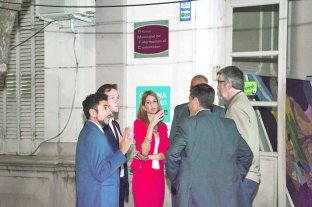 Bochorno mayúsculo Dos concejales se negaron a asumir sus bancas en Reconquista - Un escándalo. La elección de autoridades en el Concejo de Reconquista, tuvo de todo: conciliábulos, negociaciones de apuro, advertencias, e irregularidades de todo tipo. Dos concejales se negaron a asumir sus bancas en Reconquista - Un escándalo. La elección de autoridades en el Concejo de Reconquista, tuvo de todo: conciliábulos, negociaciones de apuro, advertencias, e irregularidades de todo tipo.