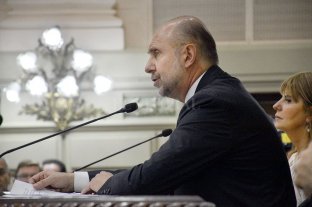 El gobernador habló de recuperar el control de la Policía Perotti puso en primer lugar a la inseguridad - Perotti puso en primer lugar a la inseguridad -