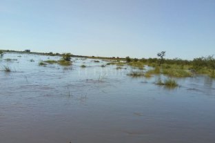 Intensas precipitaciones en los tres departamentos El agua tapó los caminos del norte - El agua tapó los caminos del norte -