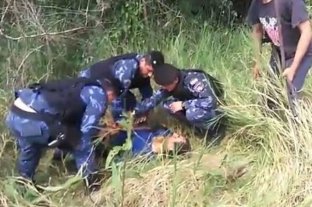 Tiene antecedentes Video: atraparon al "degollador" de Misiones - Video: atraparon al "degollador" de Misiones -