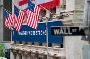 Wall Street cae por temor a que se desboque la pandemia