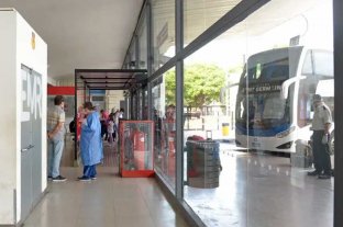 Arribó a la terminal de ómnibus Se activó el protocolo en la terminal de Rosario por un caso positivo de Covid-19 - Se activó el protocolo en la terminal de Rosario por un caso positivo de Covid-19 -