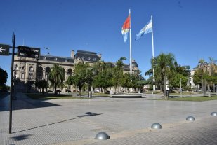 El cronograma comienza el lunes Fuerte rechazo sindical a la grilla "estirada" de pagos a estatales - Fuerte rechazo sindical a la grilla "estirada" de pagos a estatales -