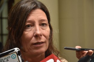 Quedó preso Tomó una tableta de ansiolíticos y robó en la esquina de tribunales - La fiscal Rosana Peresín atribuyó al detenido una tentativa de robo ocurrida el miércoles pasado en el semáforo de 9 de Julio y General López, a plena luz del día. Tomó una tableta de ansiolíticos y robó en la esquina de tribunales - La fiscal Rosana Peresín atribuyó al detenido una tentativa de robo ocurrida el miércoles pasado en el semáforo de 9 de Julio y General López, a plena luz del día.