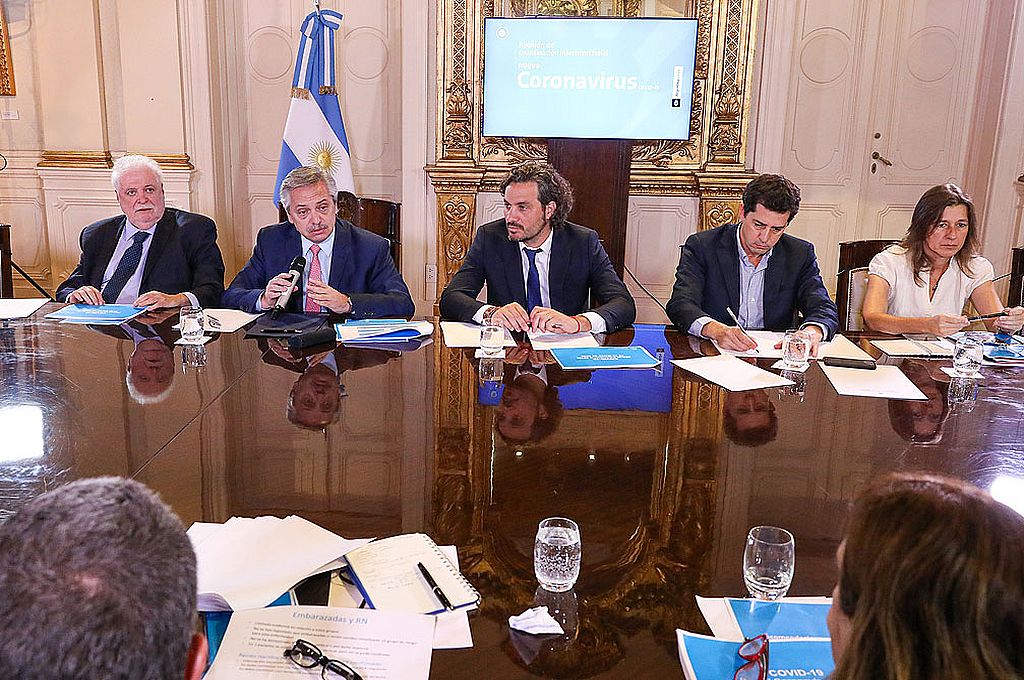 El Gobierno pone en marcha "gabinetes temáticos" con eje en la