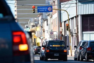 Ya colocan carteles de "bienvenida" a la "Ciudad 30": habr lmites de velocidad