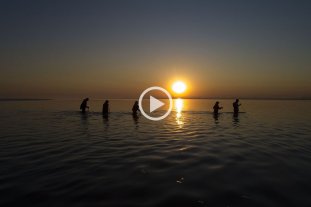 Cruzar la Set�bal a pie, una vez en 50 a�os - 