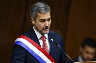Paraguay: el presidente Mario Abdo se aisló porque su esposa tiene coronavirus