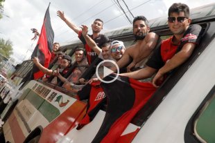 Colón, una pasión sin fronteras Mirá el nuevo adelanto exclusivo del homenaje al hincha sabalero - Mirá el nuevo adelanto exclusivo del homenaje al hincha sabalero -