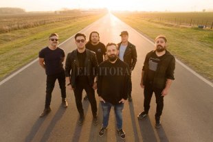 Surfear la ola de incertidumbre - Extra�ando la ruta: despu�s de a�os de giras, la agrupaci�n se vio en el desaf�o de reinventar su forma de generar contenidos. - 