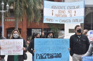 Durante noviembre y diciembre La provincia pagará una ayuda social de $ 10.000 a docentes reemplazantes y asistentes escolares - La provincia pagará una ayuda social de $ 10.000 a docentes reemplazantes y asistentes escolares -