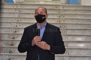 "Me encuentro bien", manifestó El gobernador Omar Perotti tiene coronavirus - El gobernador Omar Perotti tiene coronavirus -