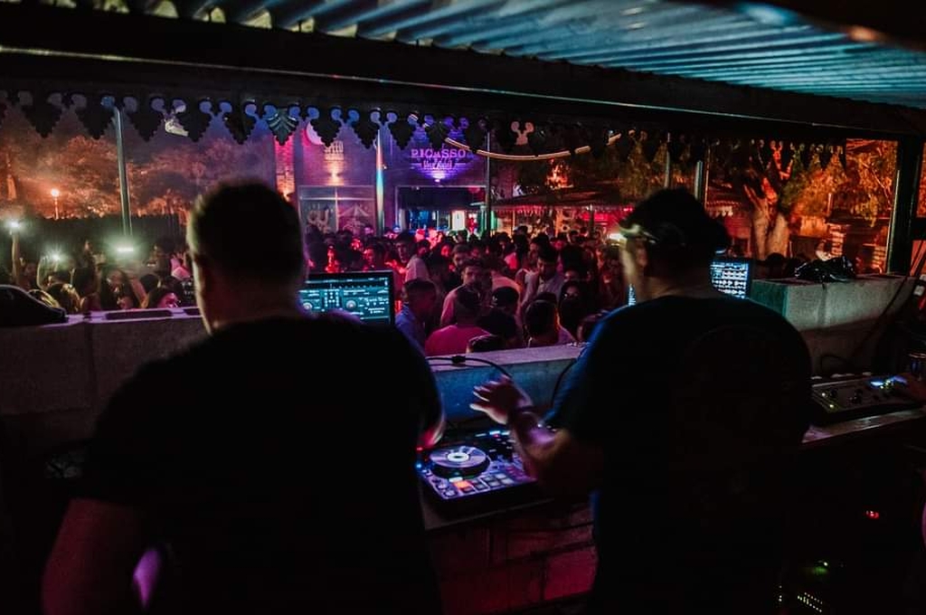 San Cristbal: reabren locales bailables con "modalidad bar" : : El Litoral - Noticias - Santa Fe - Argentina 3 San Cristbal: reabren locales bailables con "modalidad bar" : : El Litoral - Noticias - Santa Fe - Argentina