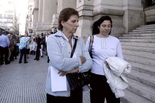 Embargan bienes y cuentas a la madre y hermana de Nisman