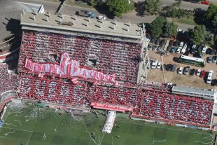 Informe exclusivo de El Litoral Unión: terminar la tribuna cuesta 90 millones de pesos - Cerrar la bandeja. La imagen del 15 de Abril, con la última gran obra en la platea y la panorámica de lo que falta para terminar la tribuna en el estadio tatengue. ¿Se viene el anuncio?. Unión: terminar la tribuna cuesta 90 millones de pesos - Cerrar la bandeja. La imagen del 15 de Abril, con la última gran obra en la platea y la panorámica de lo que falta para terminar la tribuna en el estadio tatengue. ¿Se viene el anuncio?.