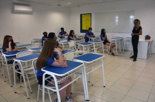 Esquema de alternancia para el retorno a las aulas A clases: una semana en la escuela y la siguiente, tareas en el hogar - A clases: una semana en la escuela y la siguiente, tareas en el hogar -