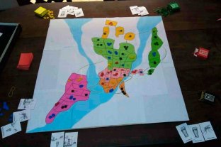 Una idea de "exportación" Armaron un TEG con el mapa de Santa Fe y se hicieron virales - Primeras partidas del TEG santafesino Armaron un TEG con el mapa de Santa Fe y se hicieron virales - Primeras partidas del TEG santafesino