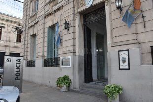 Mientras examinaba a una víctima Médico policial condenado por abuso sexual - El hecho ocurrió el 2 de agosto de 2020, en el consultorio de la División de Medicina Legal de la URI, de calle Primera Junta 2459. Médico policial condenado por abuso sexual - El hecho ocurrió el 2 de agosto de 2020, en el consultorio de la División de Medicina Legal de la URI, de calle Primera Junta 2459.