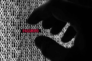 El "phishing" el método más utilizado para obtener información Las estafas electrónicas, una práctica que toma cada vez más fuerza en Santa Fe - "El estafador que llama o se contacta con uno, es siempre empático o cordial y logra que la persona le brinde información como claves y datos personales", alertó Laura Santamaría, directora de Atención Ciudadana de la Defensoría del Pueblo. Las estafas electrónicas, una práctica que toma cada vez más fuerza en Santa Fe - "El estafador que llama o se contacta con uno, es siempre empático o cordial y logra que la persona le brinde información como claves y datos personales", alertó Laura Santamaría, directora de Atención Ciudadana de la Defensoría del Pueblo.
