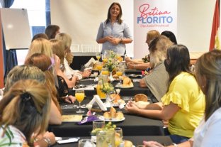 Betina Florito agasaj a mujeres santafesinas