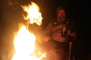 Ocurrió en Tucumán Viral: tomaban vino junto al fuego y se les apareció el Diablo - Viral: tomaban vino junto al fuego y se les apareció el Diablo -