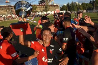 El clásico fue rojinegro Colón pegó, aguantó y festejó - Colón pegó, aguantó y festejó -