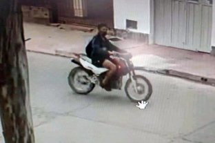 Polémica disposición judicial Atropelló a una nena, la arrastró y le pateó la cara para poder huir: sigue libre - Atropelló a una nena, la arrastró y le pateó la cara para poder huir: sigue libre -