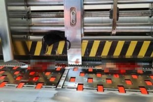 Imágenes sensibles Accidente laboral fatal en Avellaneda: lo atrapó una máquina y falleció por las heridas - Accidente laboral fatal en Avellaneda: lo atrapó una máquina y falleció por las heridas -