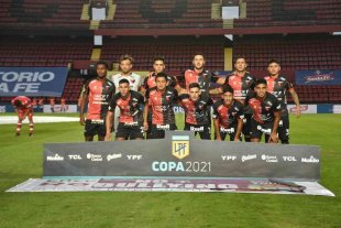 Si empatan, van a penales Cuartos de final: Colón jugaría el sábado con Talleres en el Brigadier López - El equipo sabalero que empató el clásico y que ya piensa en Talleres de Córdoba. Cuartos de final: Colón jugaría el sábado con Talleres en el Brigadier López - El equipo sabalero que empató el clásico y que ya piensa en Talleres de Córdoba.