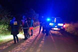 Se investiga Robo y muerte en Recreo - El cuerpo sin vida de Medina fue hallado en una cuneta, a un costado de un camino rural Recreo. Robo y muerte en Recreo - El cuerpo sin vida de Medina fue hallado en una cuneta, a un costado de un camino rural Recreo.