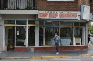 Violencia Incidentes en dos panaderías - No es la primera vez que la panadería Los Dos Chinos, sucursal de Francia y Salta, es blanco de la inseguridad. Incidentes en dos panaderías - No es la primera vez que la panadería Los Dos Chinos, sucursal de Francia y Salta, es blanco de la inseguridad.